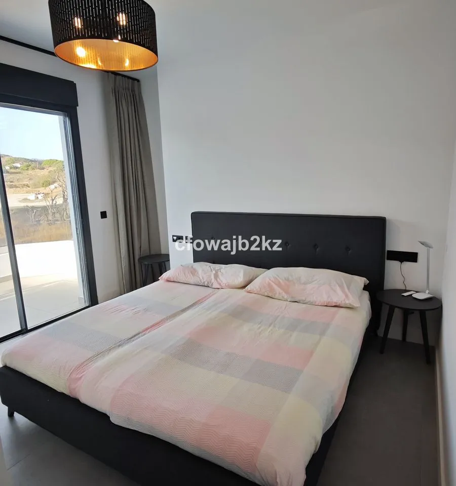 39d2aca9-5c61-4a70-9c41-a20c3285bdf7