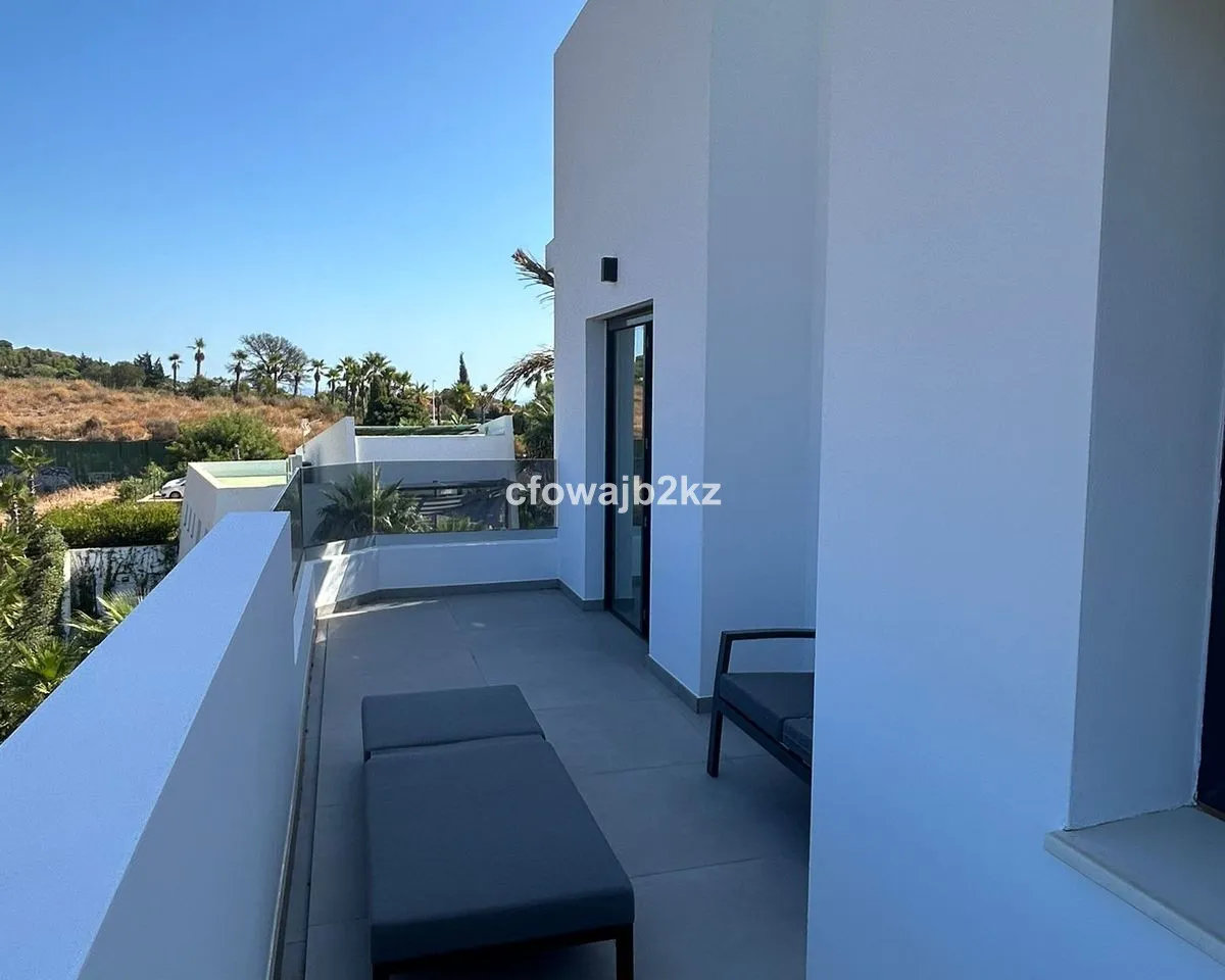 e80df2d7-c36b-426e-93fd-97ec15a84516