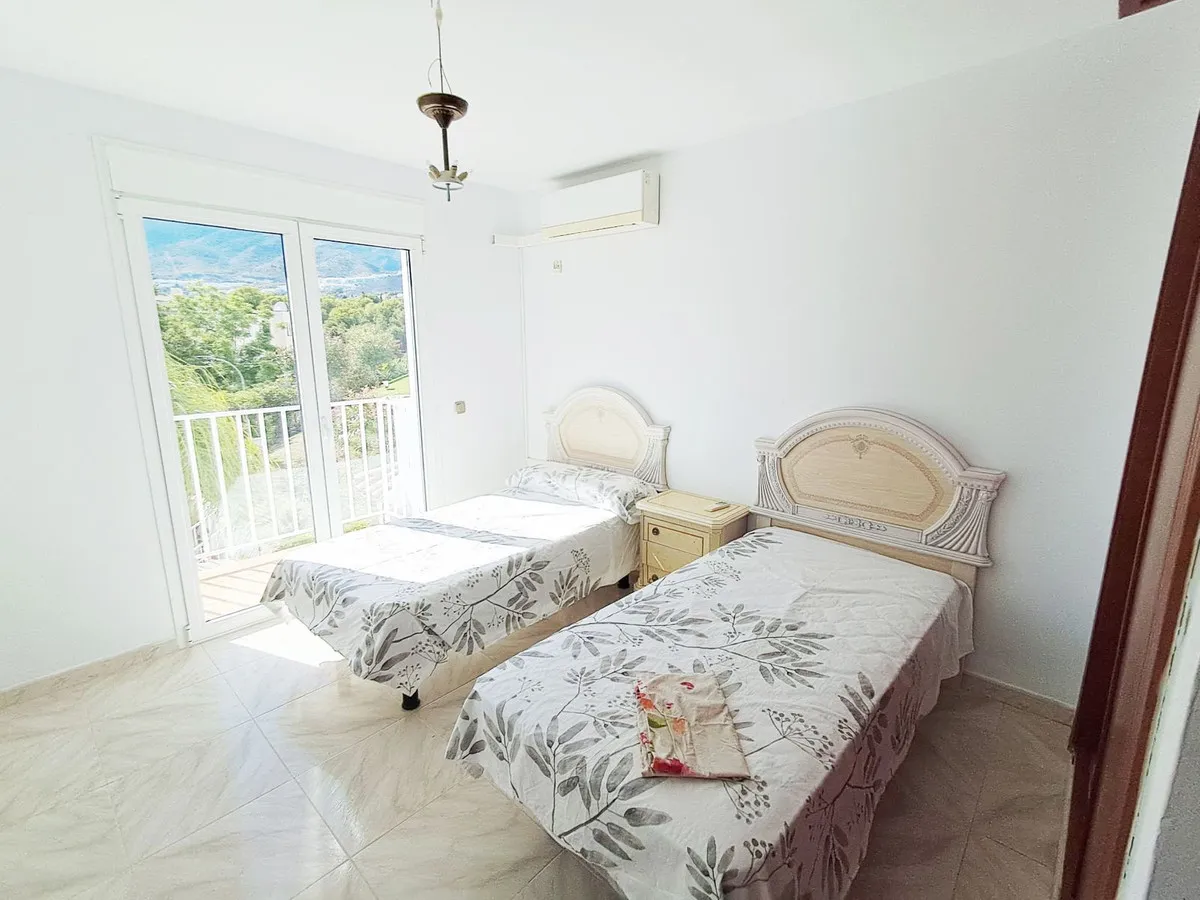 3c3930af-3d1d-422a-9126-a9c2421e97b1