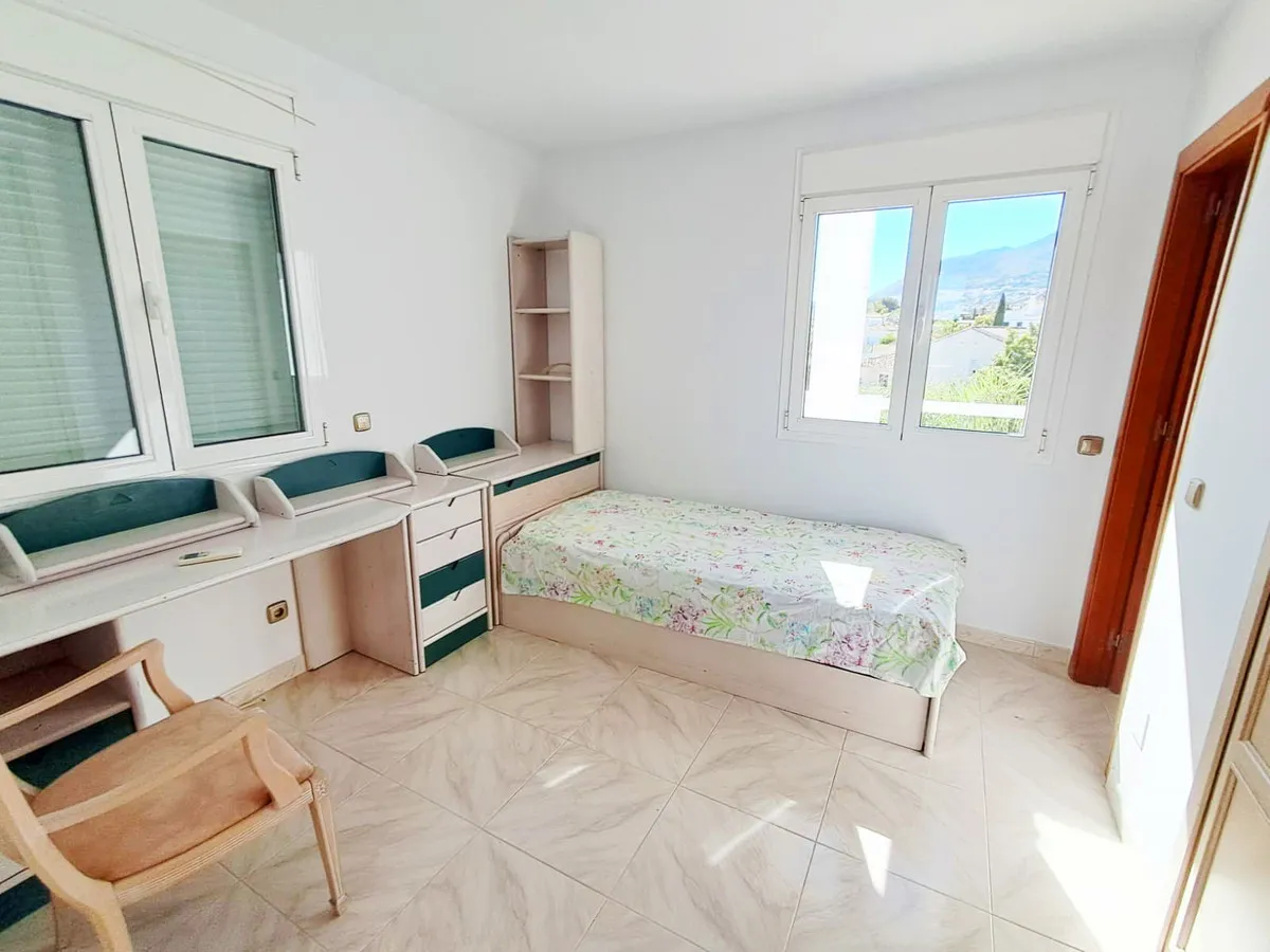 67135210-c15f-40e3-8c09-613f2f2ba18e