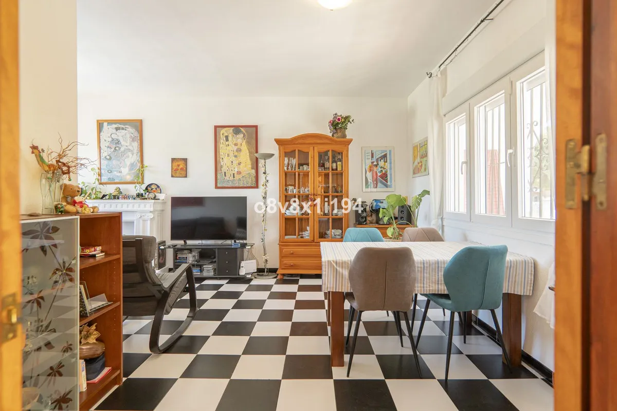 abc8118e-b614-407b-a736-6b579dedb9e2