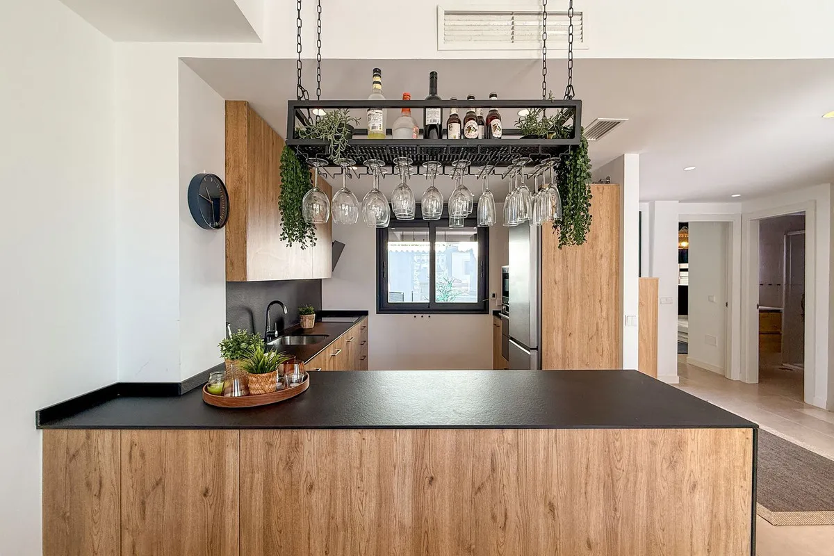 26d402c4-cd09-4f75-9f7b-e1d40b0b36aa