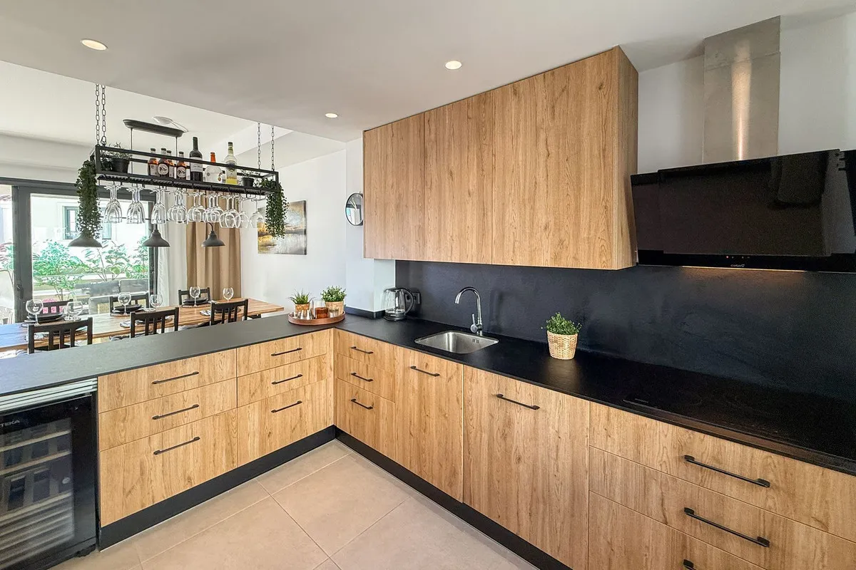 8cf13130-3fec-4b25-b688-d2c39aec8533