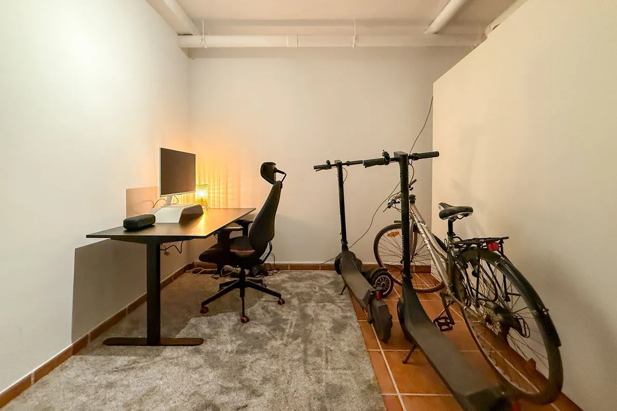 b200dd7a-2aaf-4460-80b4-ae6b29cdd8d2