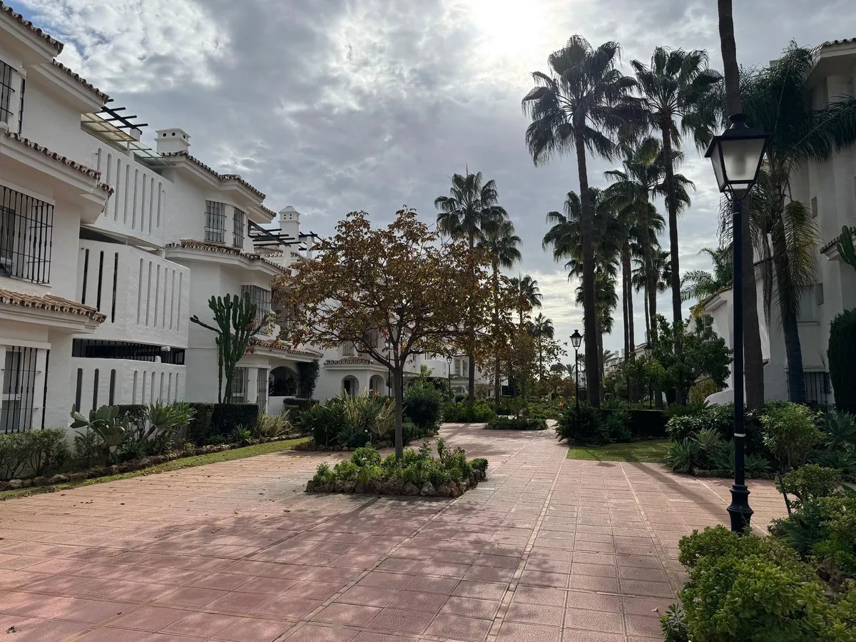 c5d26432-d6e6-4855-b248-1bed92bf6170