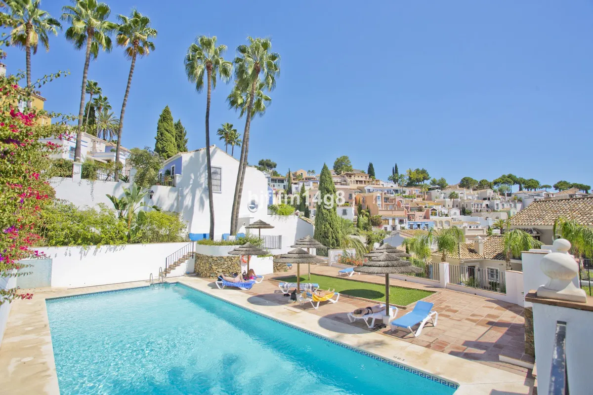 2940539a-0475-4b50-bcbb-24de0a2e2172