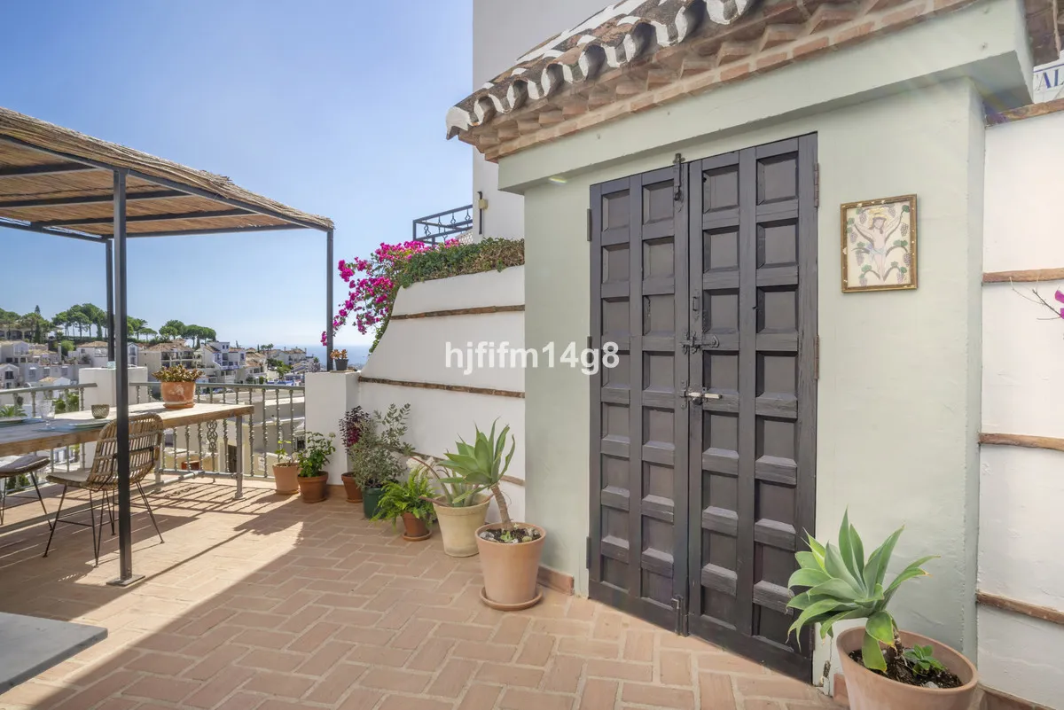 5c9c5d7d-a771-4daf-b024-6255eb82e136