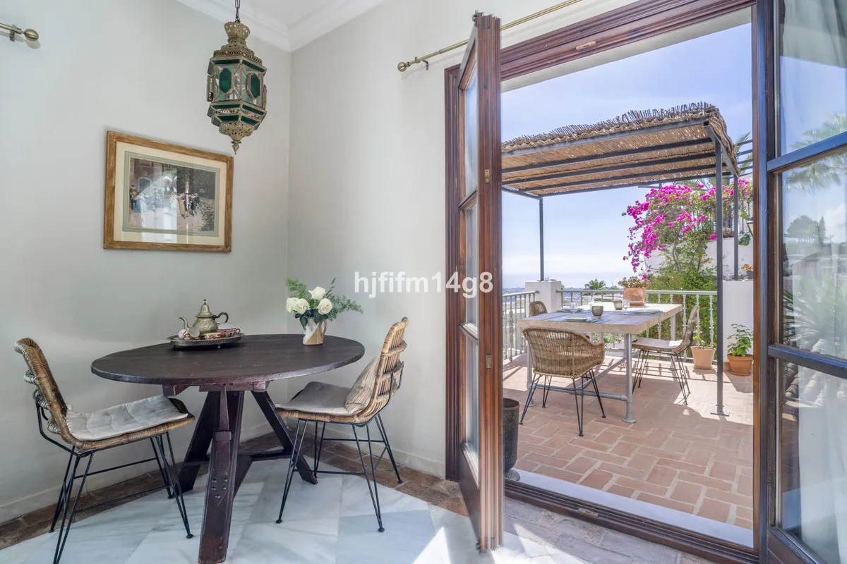 ee2467df-d6cc-4070-8f77-3b4a18534e84