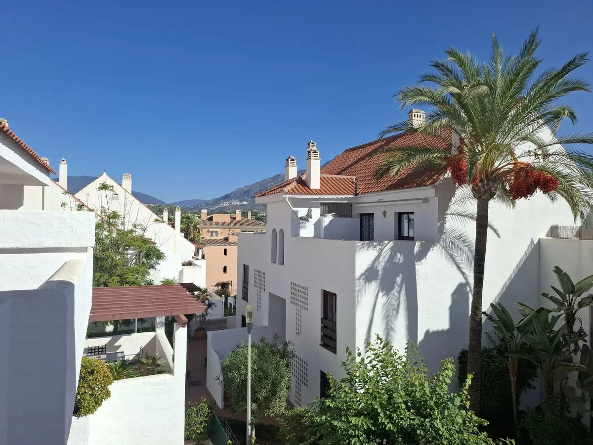 2442426d-0072-4aed-a90a-713e4d6311f3