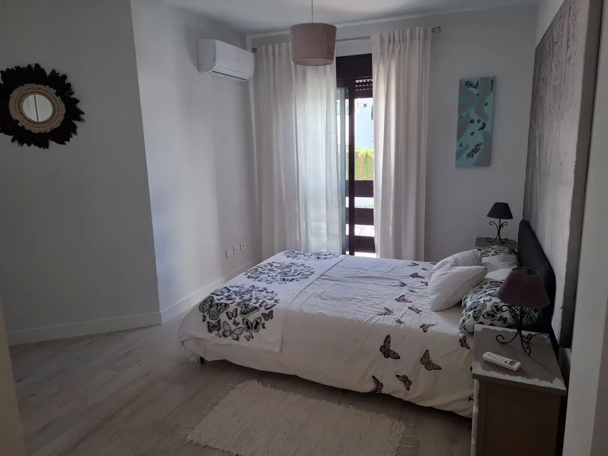 8ec92af4-8137-47c1-8065-10ed2b1193bc