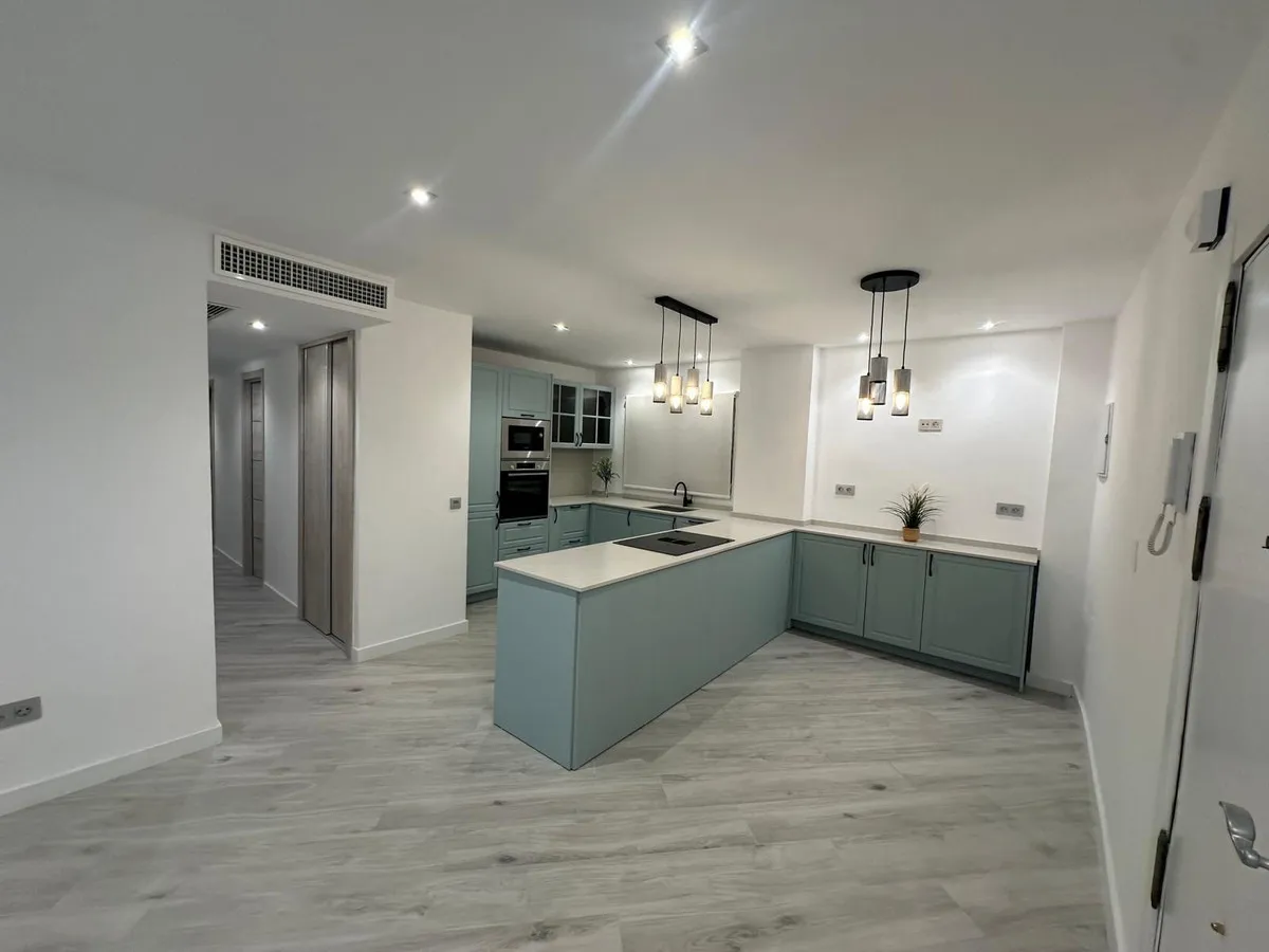 c42eb1d8-2cf0-4c05-bdd7-b6977f6af381