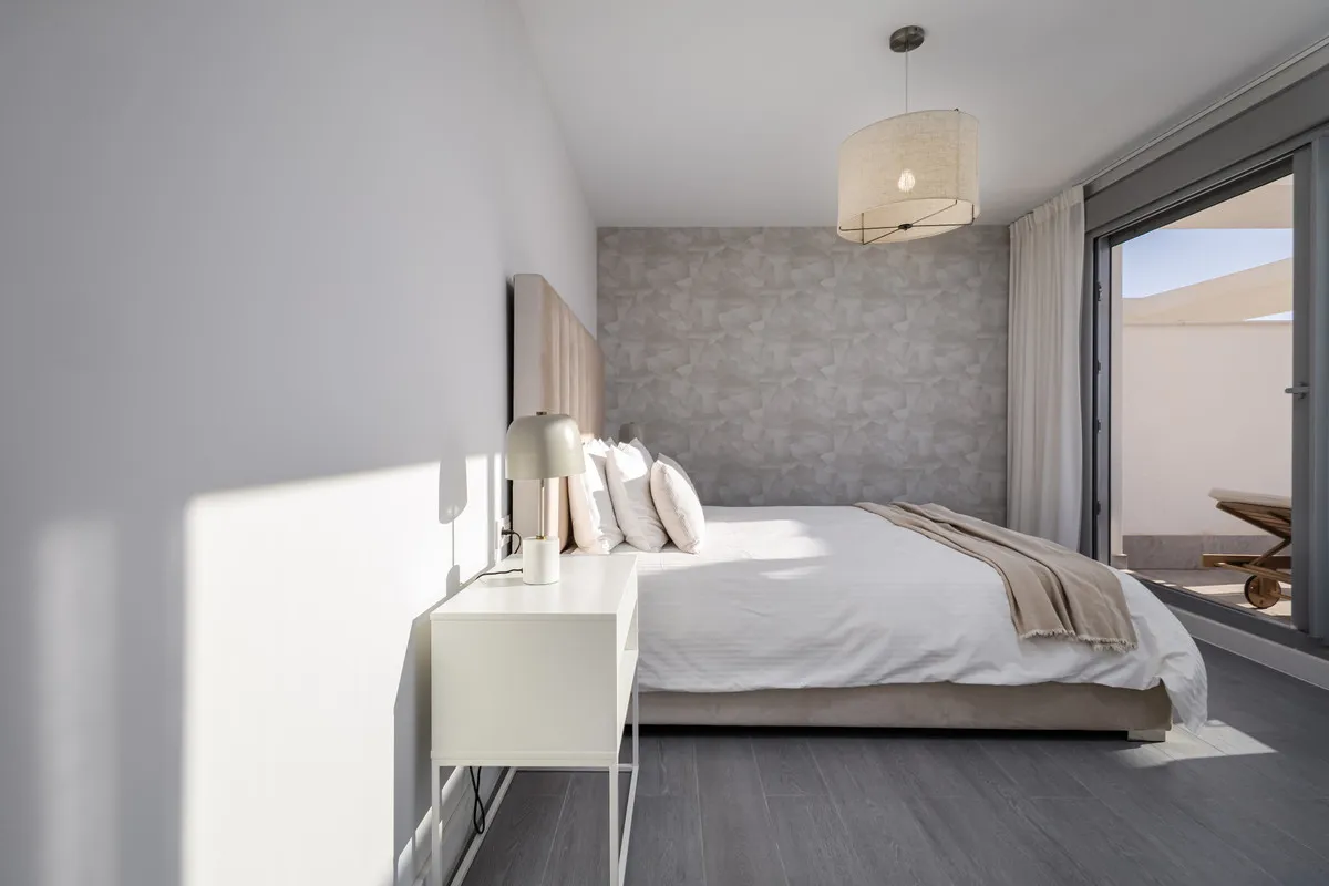 c20df9a4-af94-4a76-855d-29a7ea25f3a3