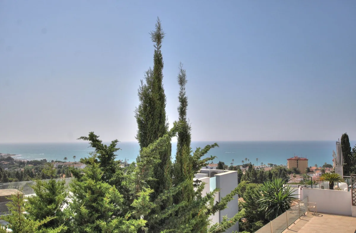 7f34bbac-132e-4a21-9a72-5d75bae59376