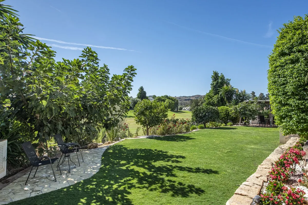 5c4da0ba-b8ab-437a-96c1-2f5d64ec2a6a