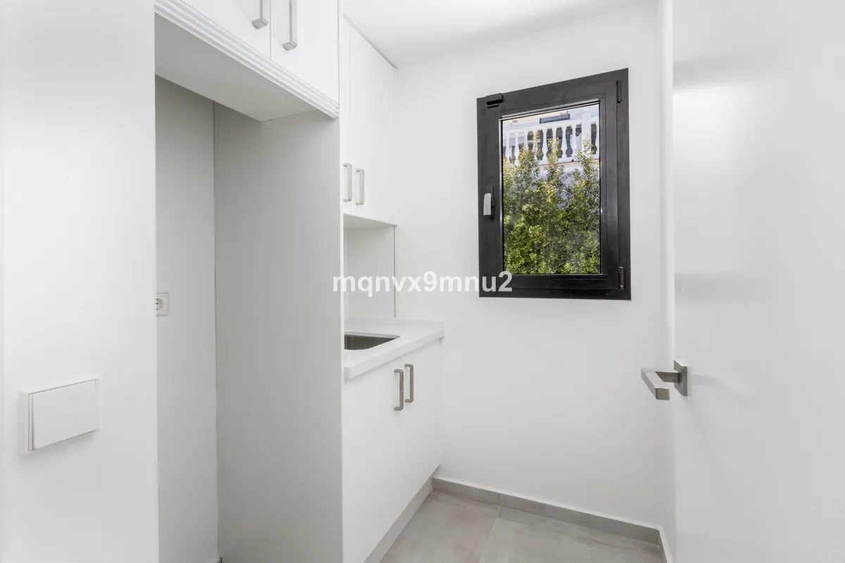 025d30db-7455-49a3-ac08-19f466a3c450