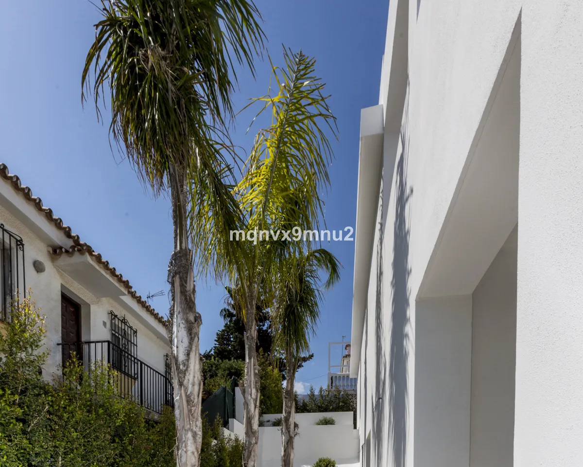 3c7a9433-267b-4fb0-a22b-35f1cd62ad9a