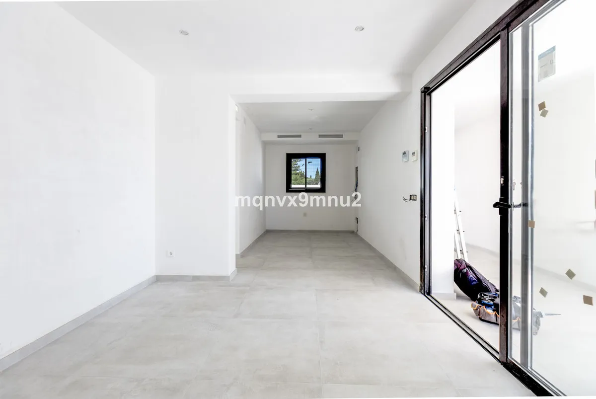 57166036-b601-4ddc-81b0-5bcde1507f37