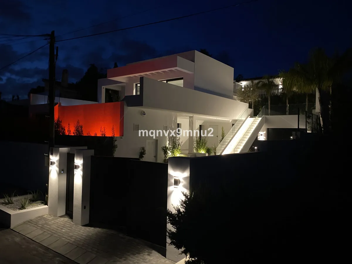 e78a55f6-b147-4c41-82d2-a25a676013c1