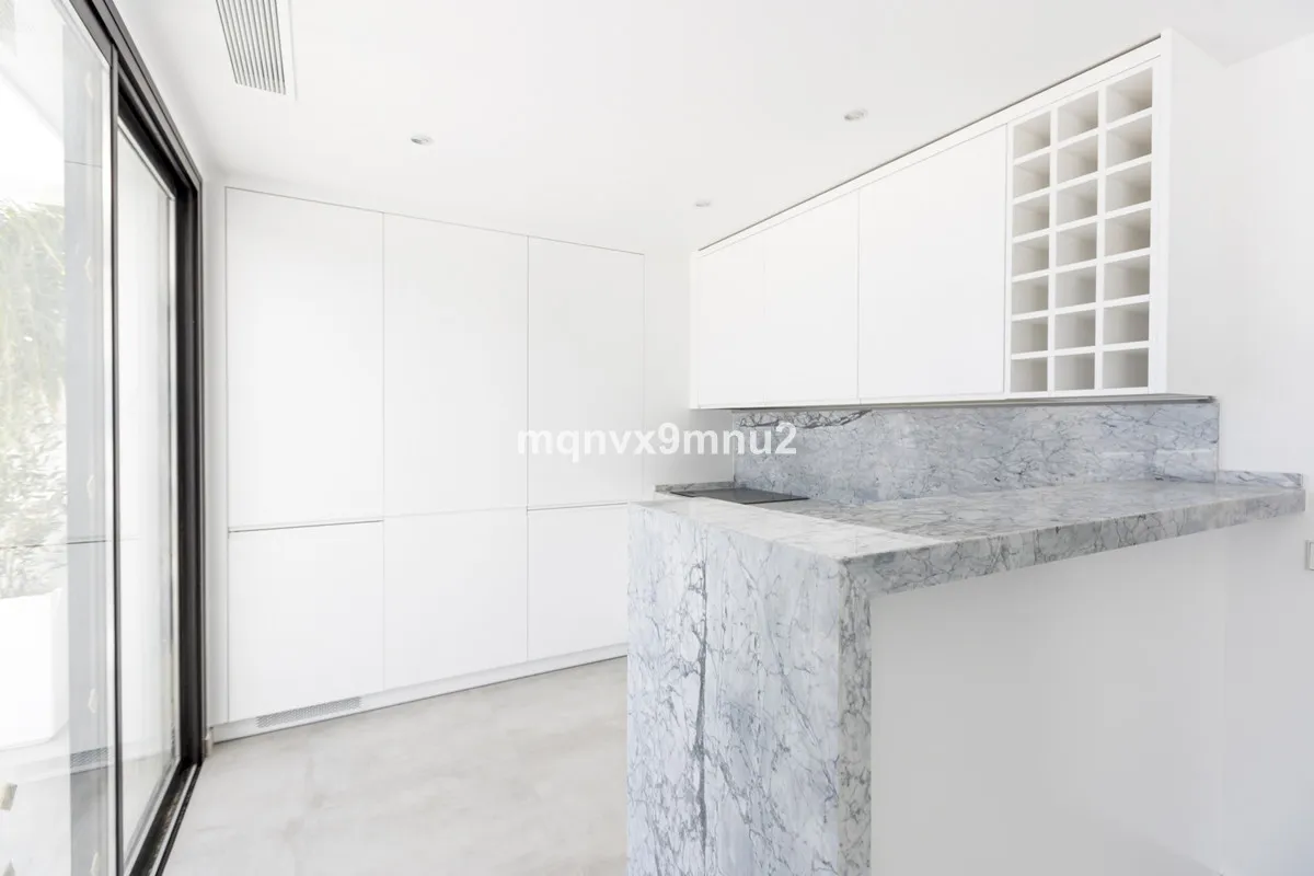 f20e7589-255d-4ba9-bb87-9409b47e12db