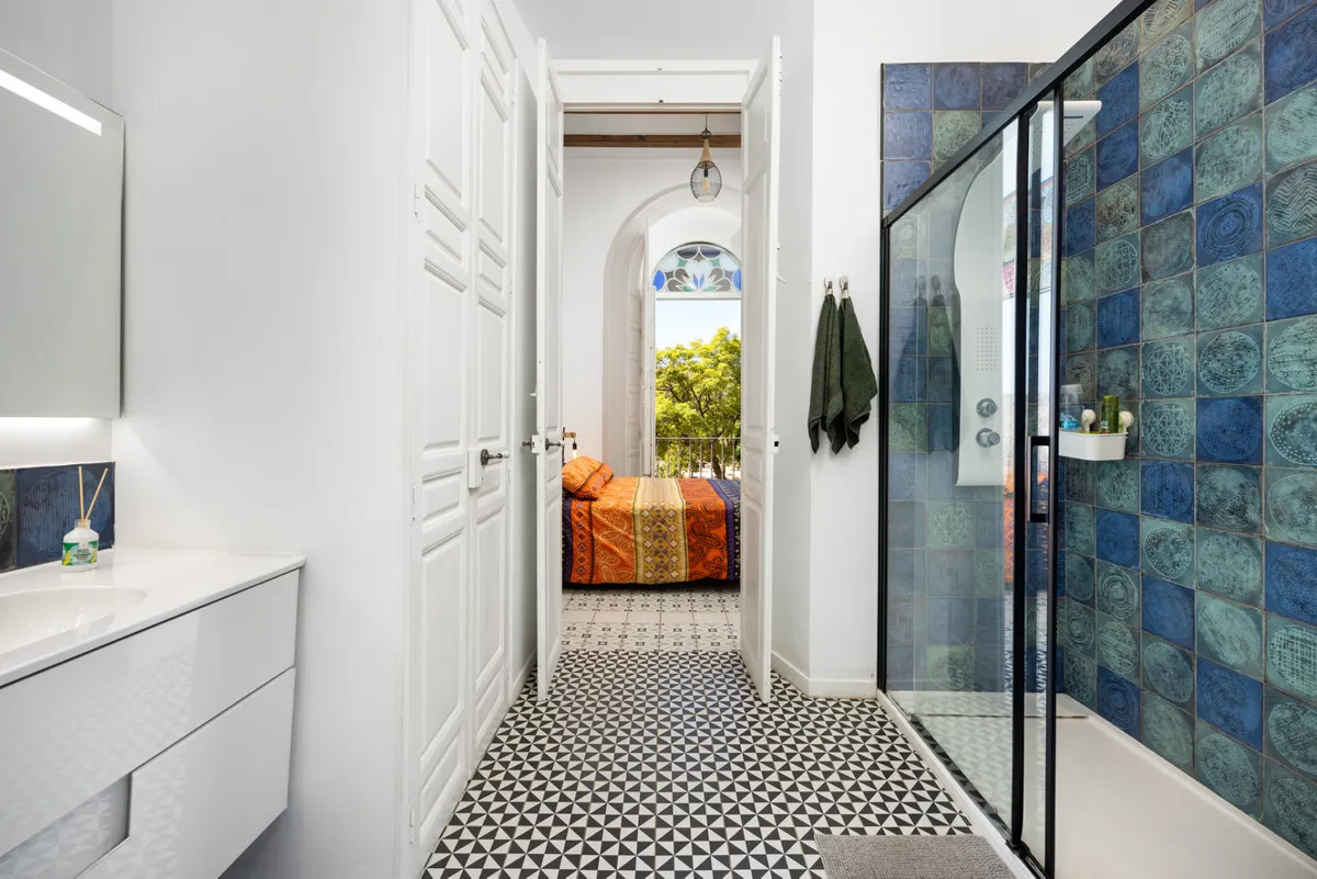 10d81aa8-d263-4781-83a3-324399a865d5