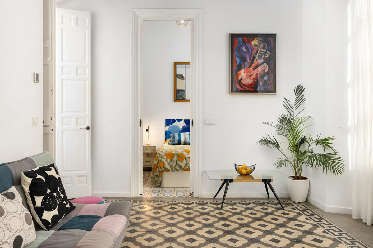 5e0b5011-8693-4e25-8145-3be80763b23d