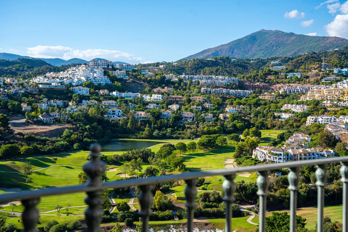 3f466ddc-dcd2-484b-8d3e-939775844122