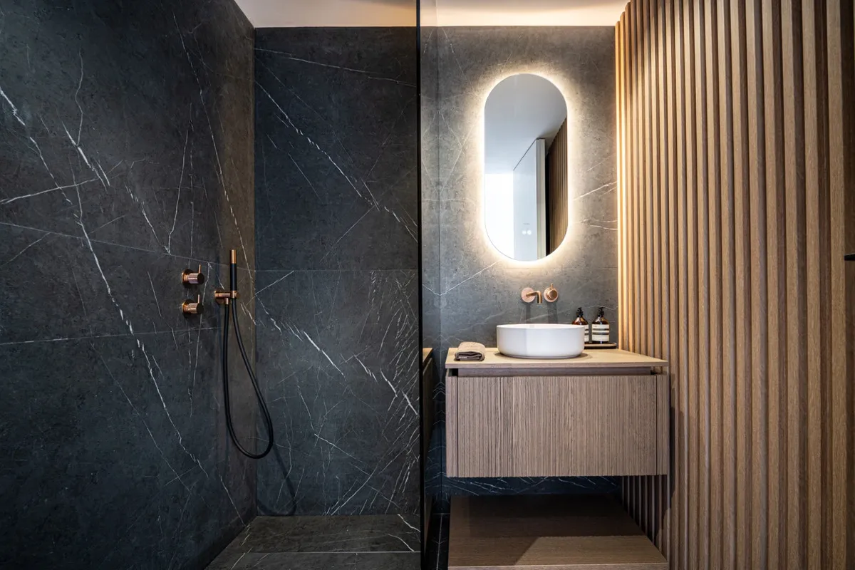 d3d553db-132f-47b2-8684-62e6be0fa036