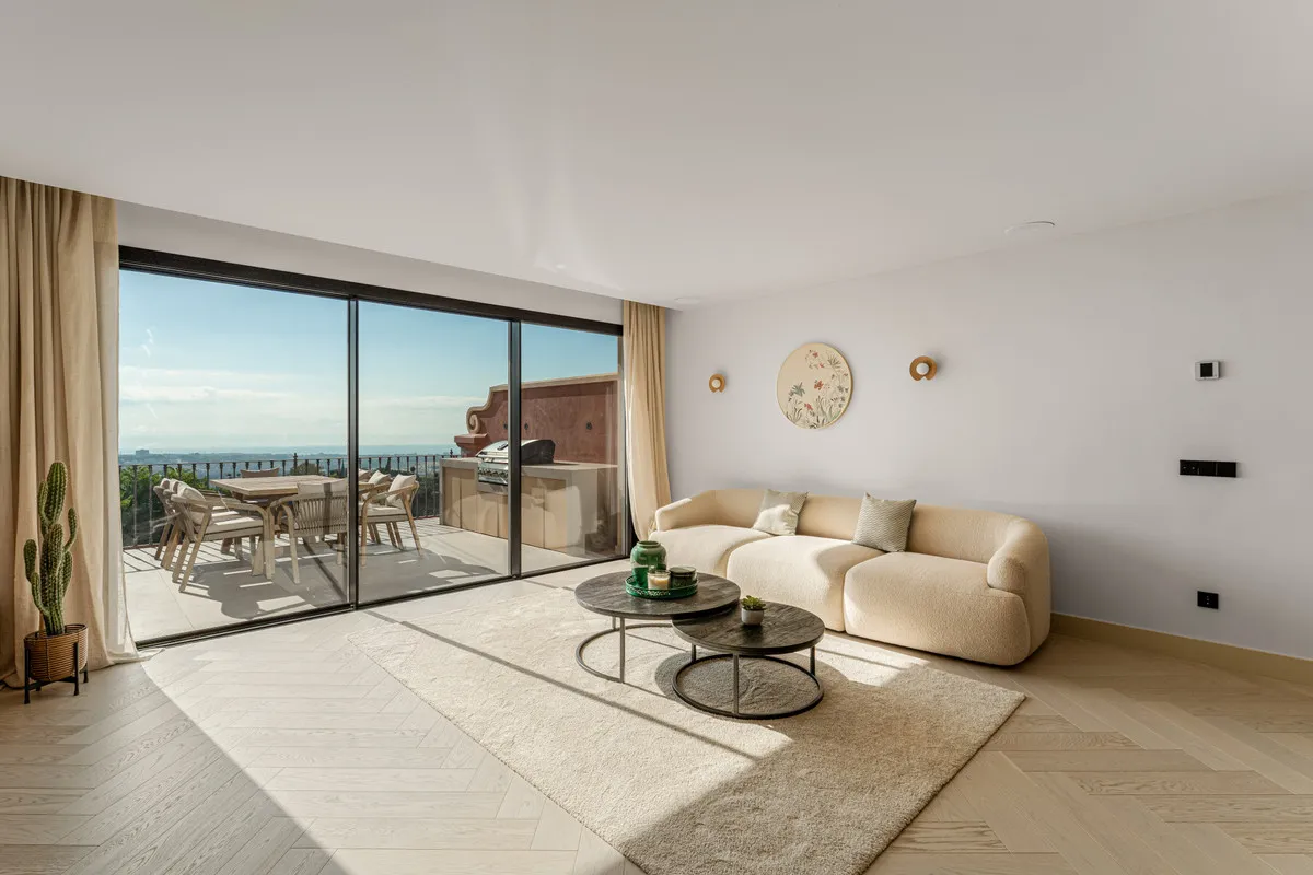 fedbc762-579a-43a7-b6e8-59935aa27b32