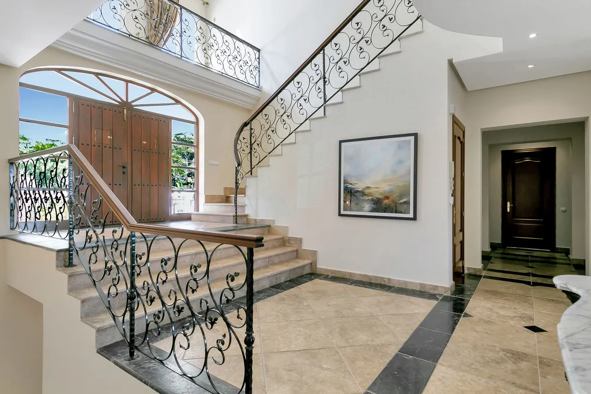 1a699579-4833-4c2d-914d-65e1cf5fb8e0