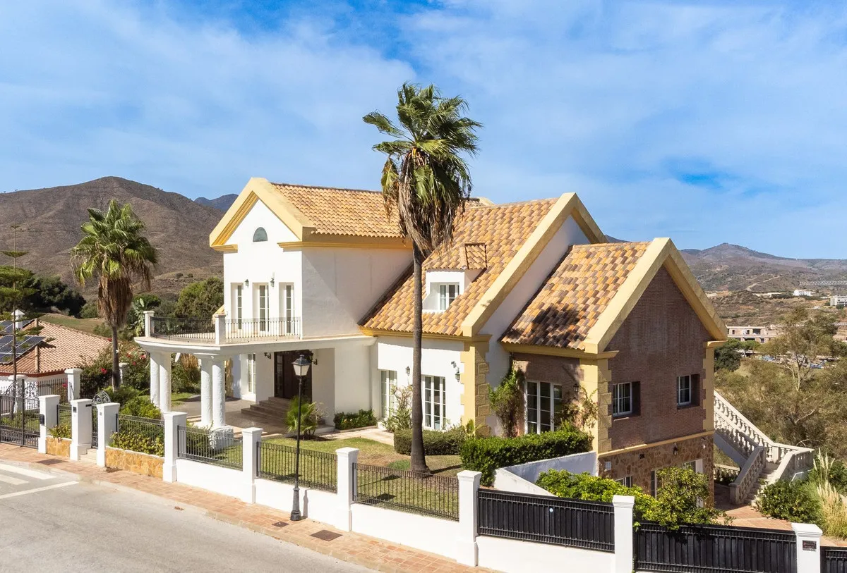 2b22f223-96cf-4be0-a349-7213752c78d8