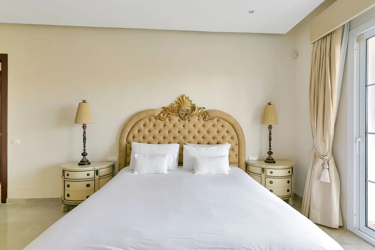 5341b779-c225-46de-bb0a-c69192b67279