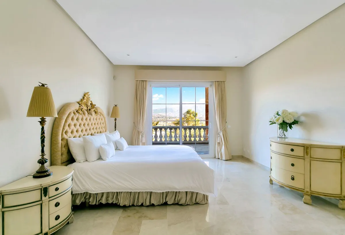 6603e383-1479-4012-a438-d66f8ab4c58e