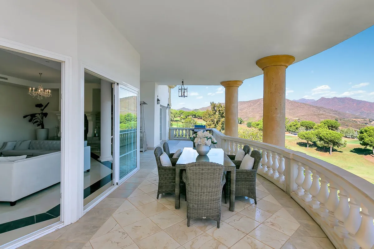 94d6eb7d-b112-48ae-920b-7a262f7c6eb1