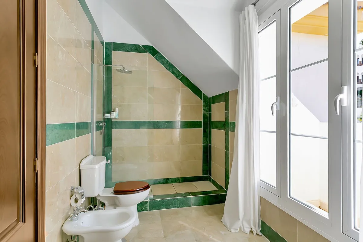 a65074dc-d8e1-4d26-af18-e4f486f8245f