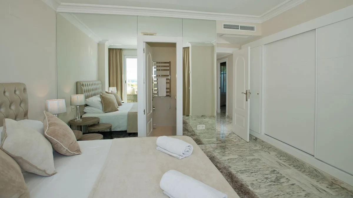 7276b065-64f9-4c3d-9046-a1522ba83340