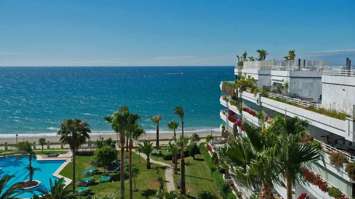 c1826952-810b-4e85-9cdf-86f15615db53