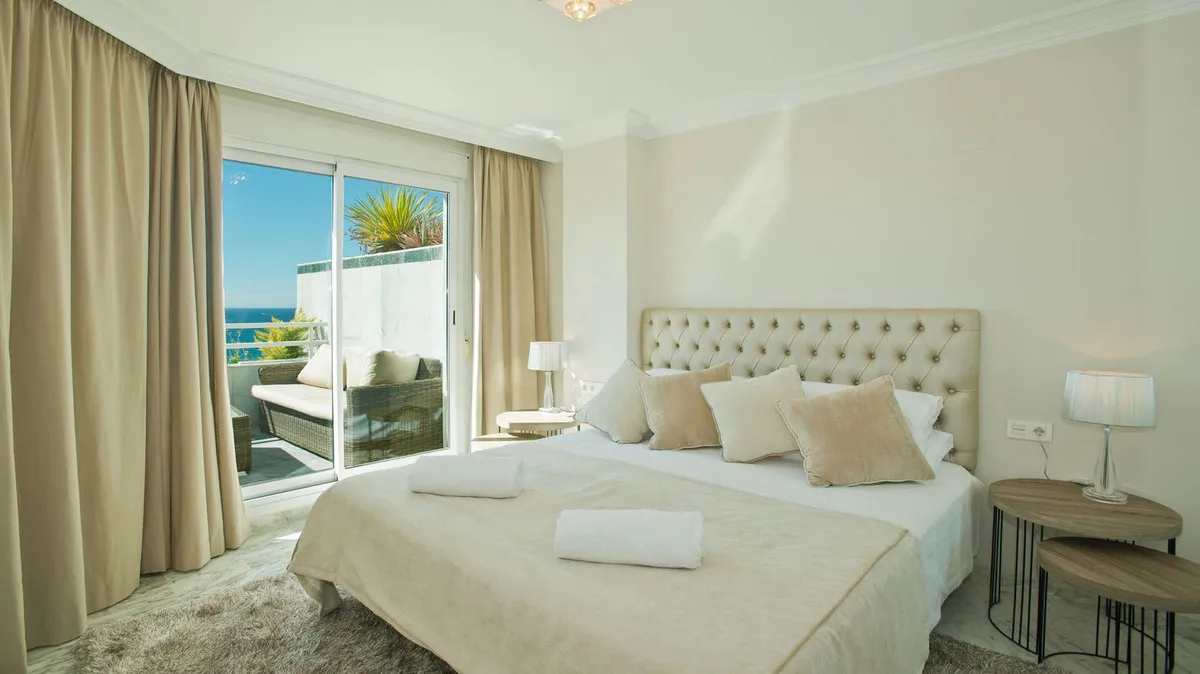 cbe6ff15-21ce-4880-bb49-50f7403727fc