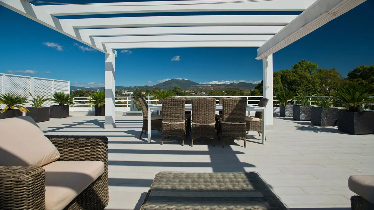 ed826a7c-c3f8-4be9-8dbe-5fae19ce988b