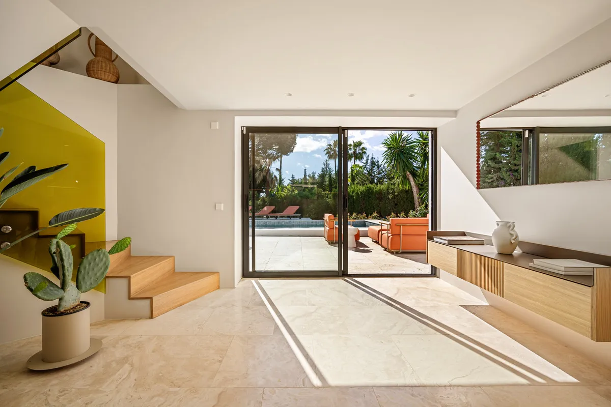 821fd50b-cd61-41f6-bf2c-5051547177e1