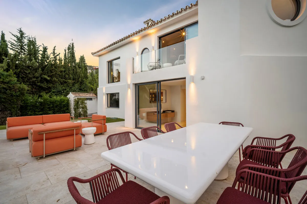 d7cd8c6a-ce5b-4025-9e42-1ff19b371929