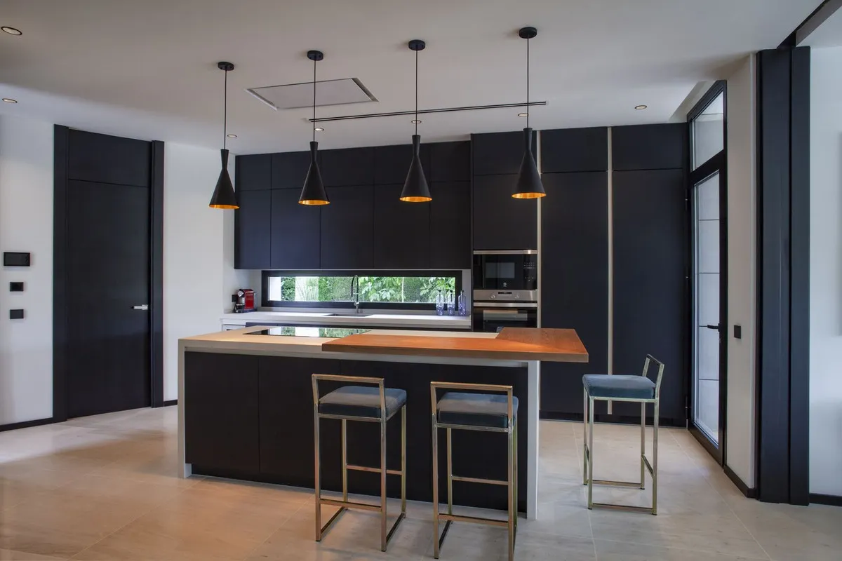 27ef2319-329a-4343-96bb-4e48119efb30