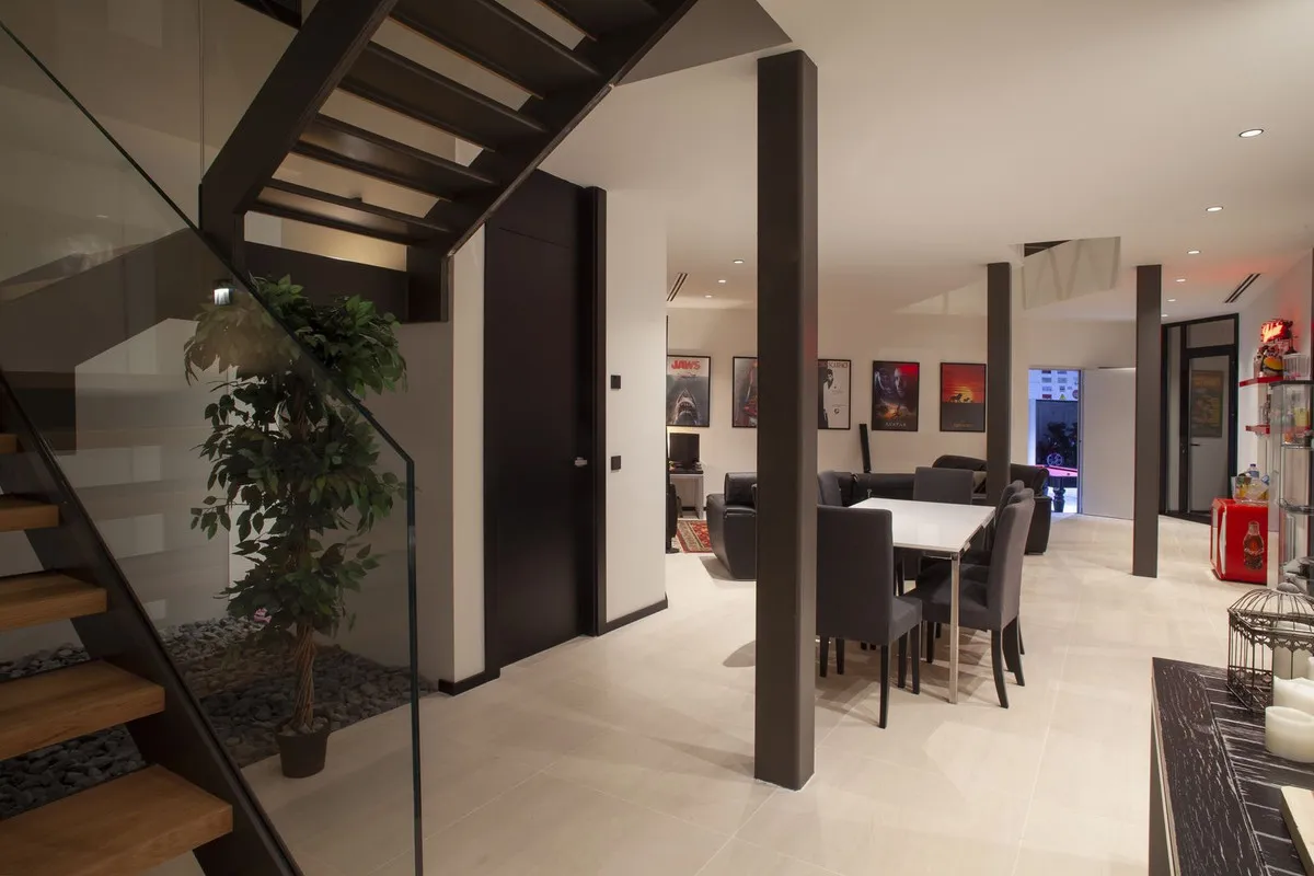 aea530eb-09c2-45b8-b581-f87e5b875e43