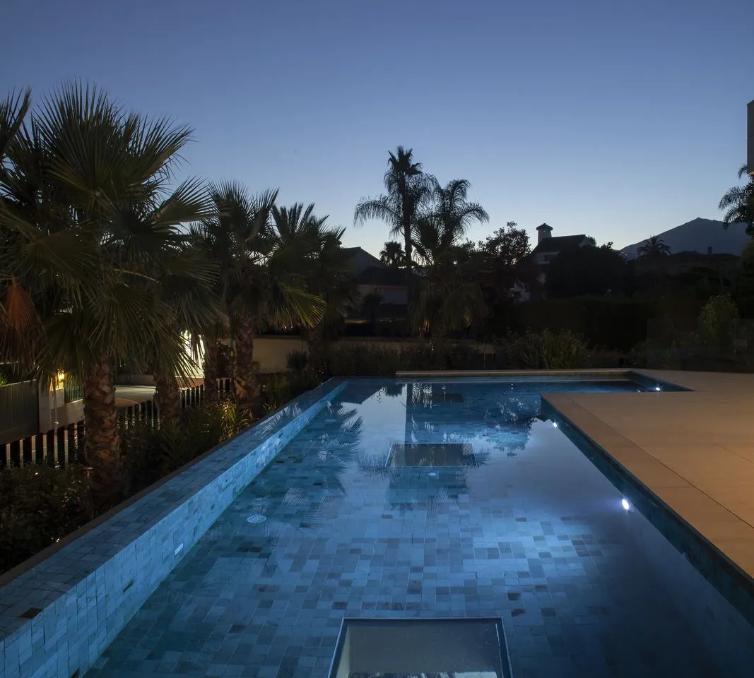 b0262df1-b7c0-4439-8968-30f7f23aed96