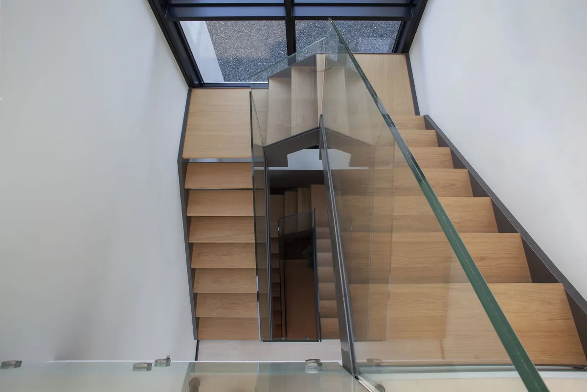 ce092b54-5ed3-4371-986f-8a8d70ad2b8b