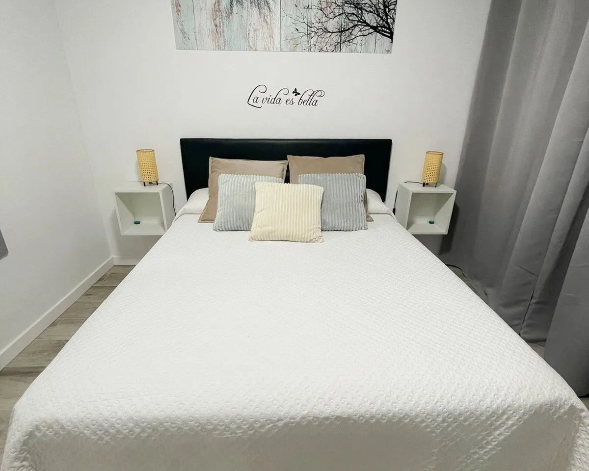 10b7c980-9a5b-4884-88e7-957f37921a39