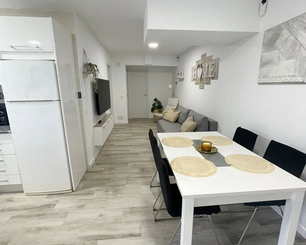 425d3269-acc4-4308-83bf-af8720885400