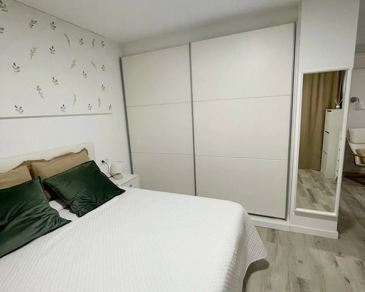 429790d2-edf1-496f-bed0-b9edb85f4e15