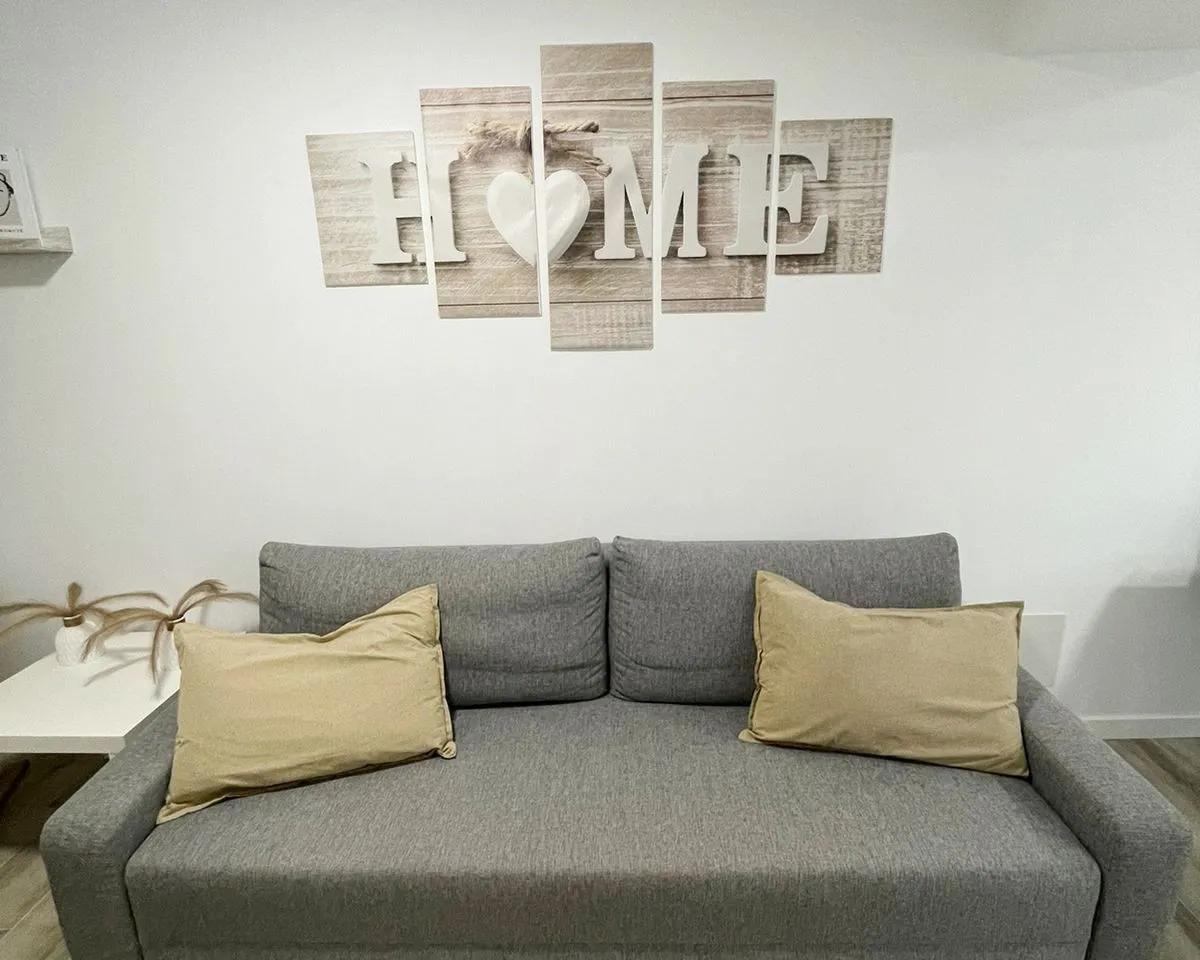 8a6b996b-72bc-4a3f-ac88-8f1e29713e18