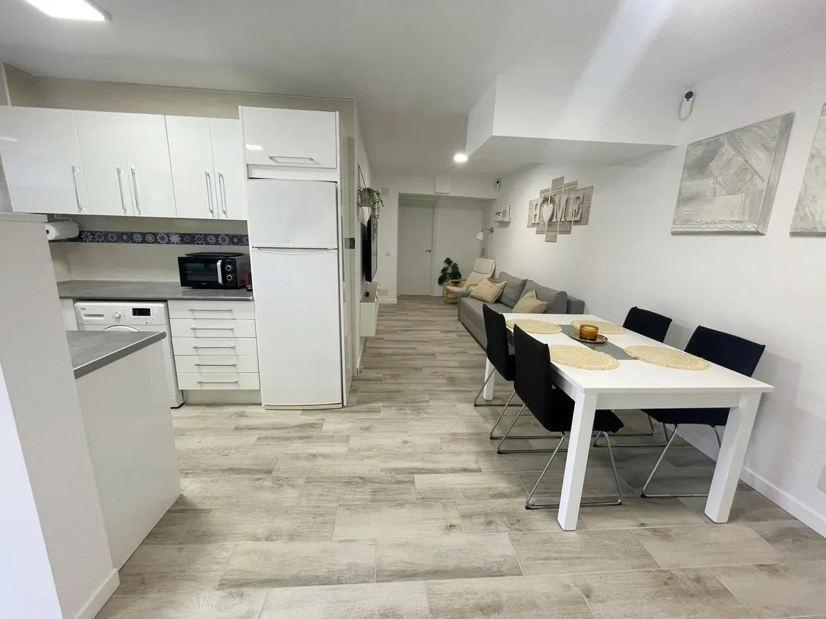 dc379030-b20f-4e74-b467-8869a647e713