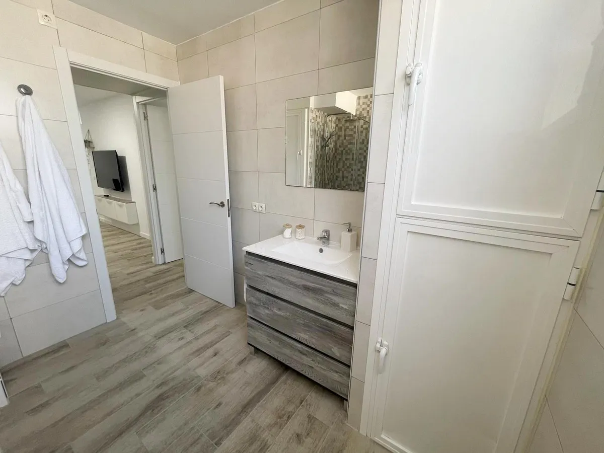 eedea561-4898-41c8-81f4-409453d3311a